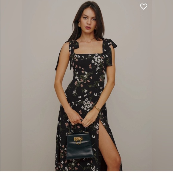 Reformation dress - Picture 1 of 8